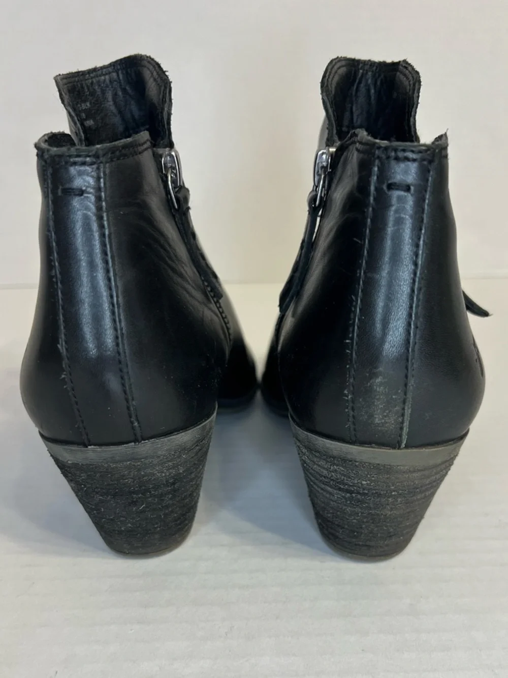 Frye Judith Zip‎ Booties Black Size 7